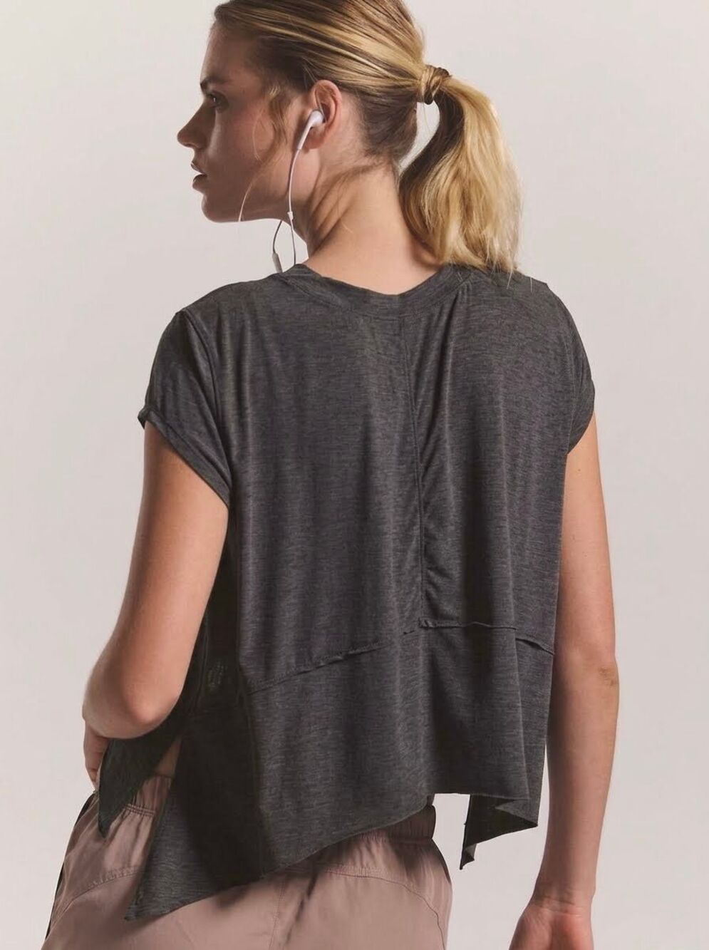 Free People Movement Tempo Short Sleeve Tee In Gray Size L - Picture 3 of 8